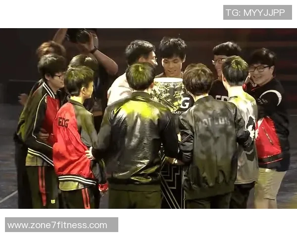 CSGO盛宴：深入解析EDG战队的极速战术与团队协作